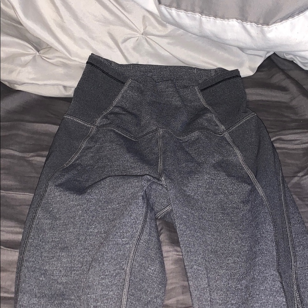 Grey lululemon leggings 25’’